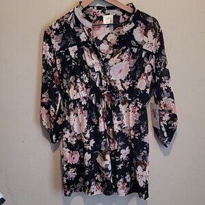🏷 NWT SIREN LILY FLORAL SHEER MATERNITY TOP MEDIUM